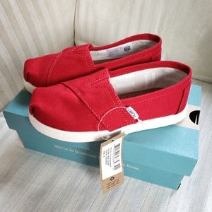 Red canvas Alpharetta Toms